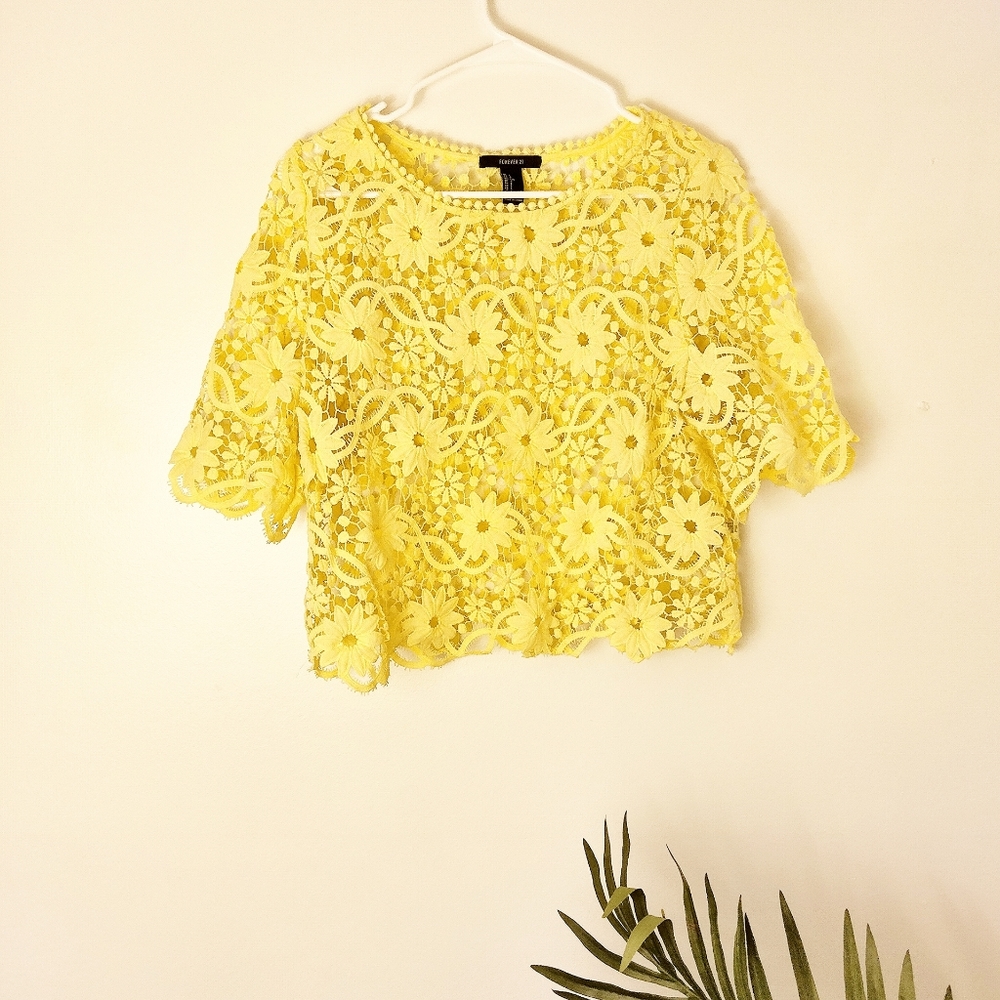 $5!!! Forever 21 Yellow Floral Lace Crop Top
